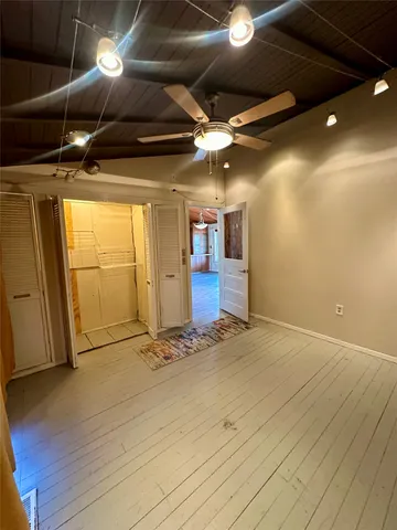 $1,700 | 354 2nd Street, San Leon, TX 77539