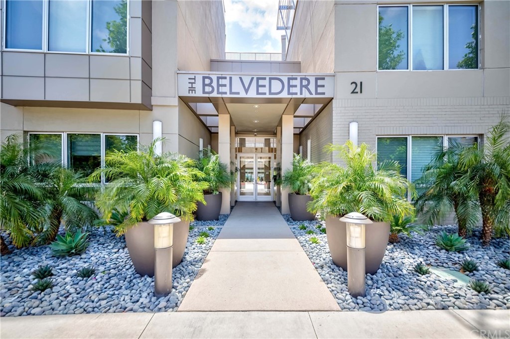 21 Gramercy, Unit 218 Irvine, CA 92612 - Photo 1 of 27