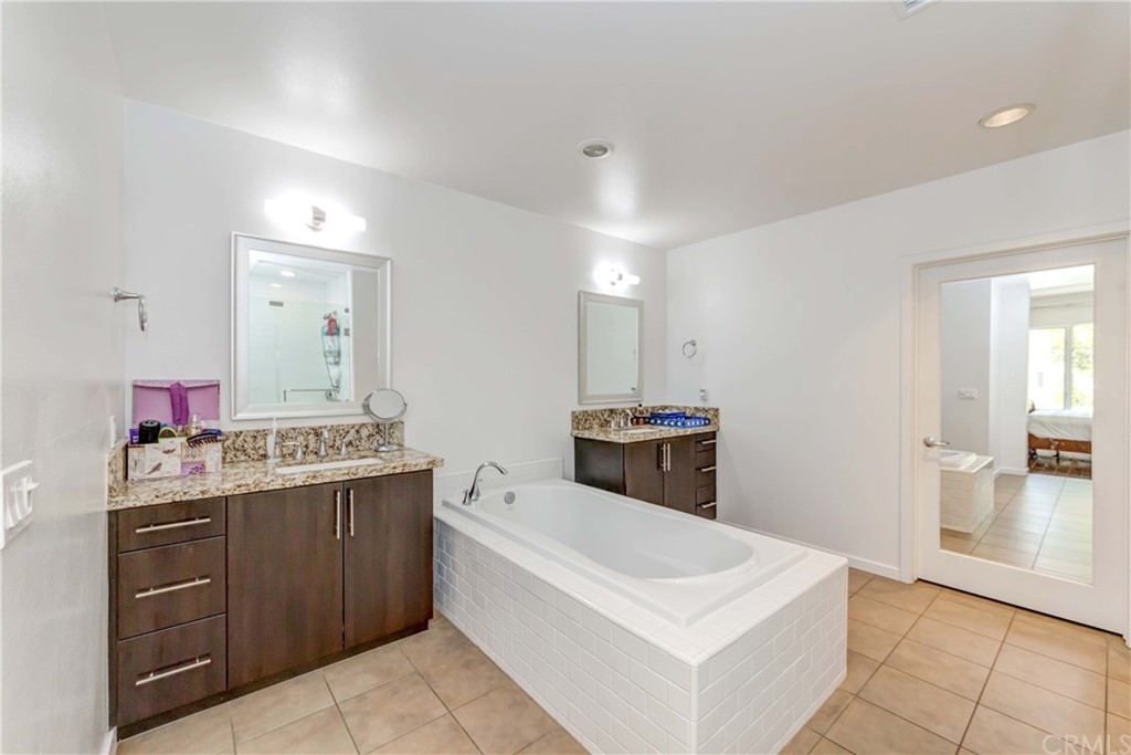 21 Gramercy, Unit 218 Irvine, CA 92612 - Photo 15 of 27