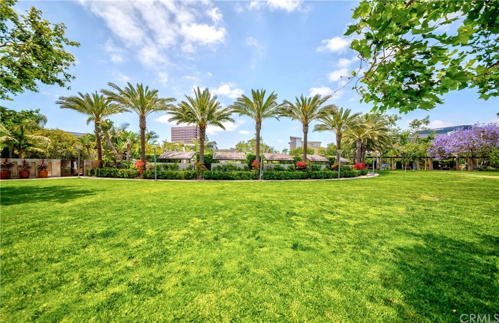 21 Gramercy, Unit 218 Irvine, CA 92612 - Photo 25 of 27