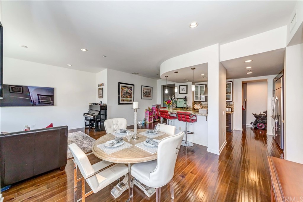 21 Gramercy, Unit 218 Irvine, CA 92612 - Photo 9 of 27