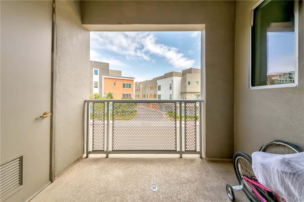 21 Gramercy, Unit 218 Irvine, CA 92612 - Photo 10 of 27