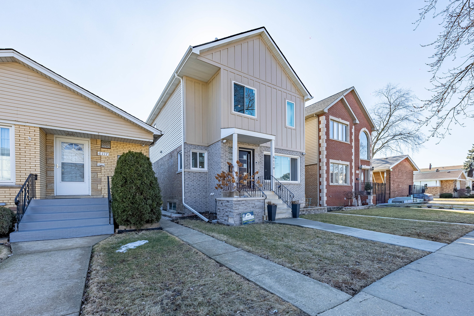 6119 West 55th Street Chicago, IL 60638 - Photo 2 of 27