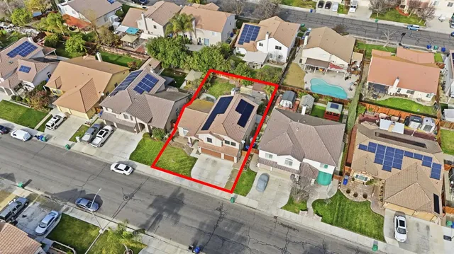 $569,500 | 1044 Sandra Street, Los Banos, CA 93635