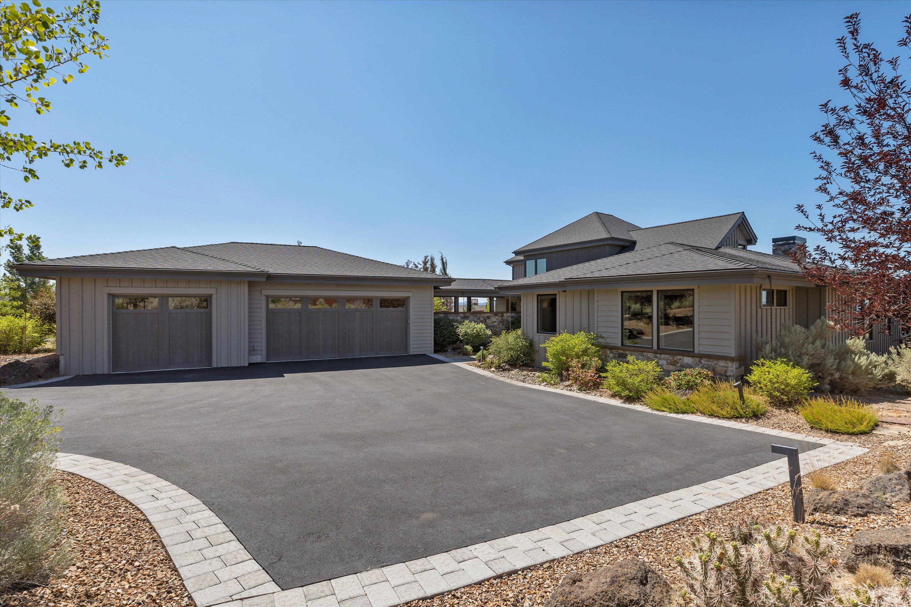 16389 South W Brasada Ranch Road Powell Butte, OR 97753 - Photo 4 of 63 085-4061_220815_JILLROSELL