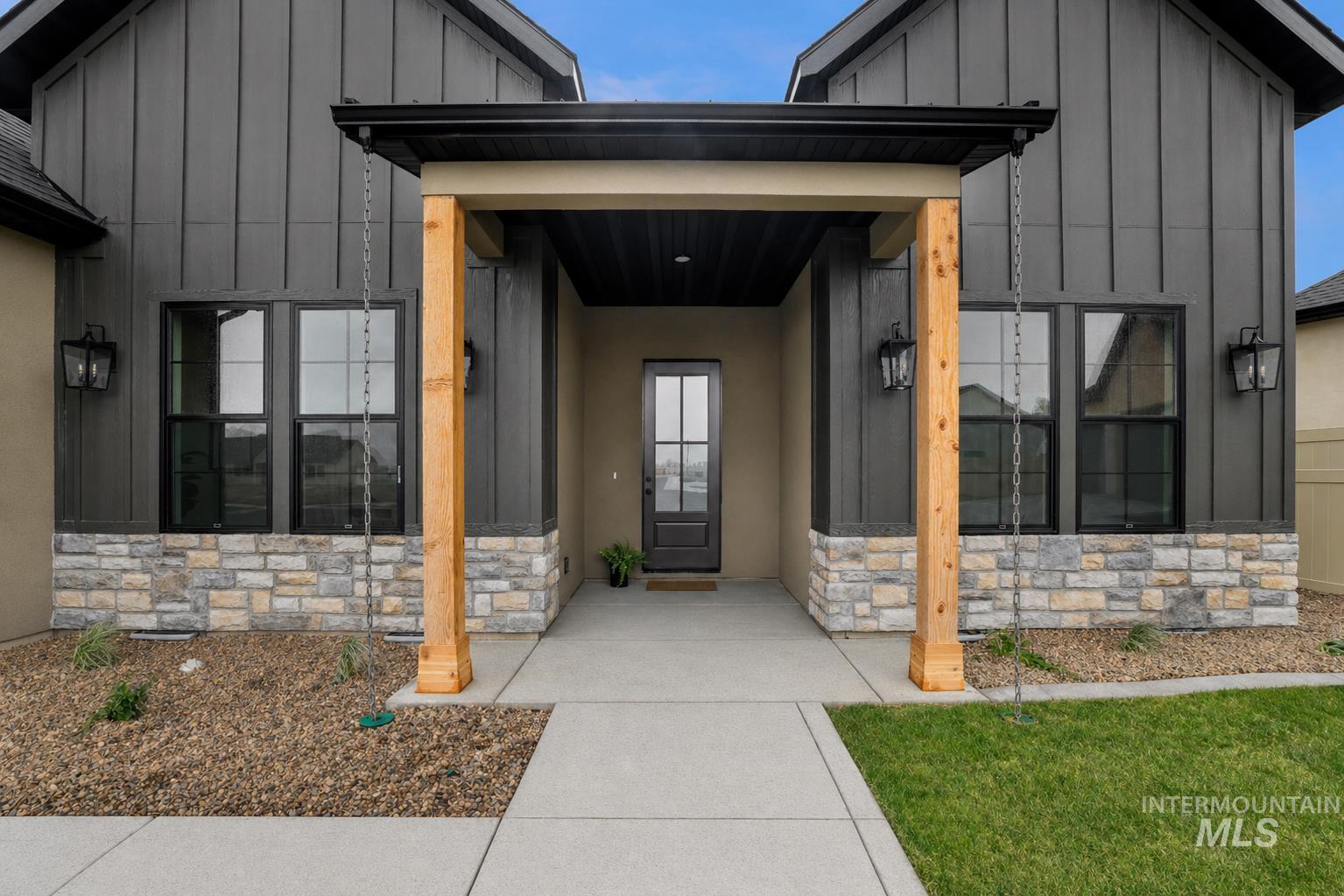 2221 Kooskia Loop Twin Falls, ID 83301 - Photo 2 of 35