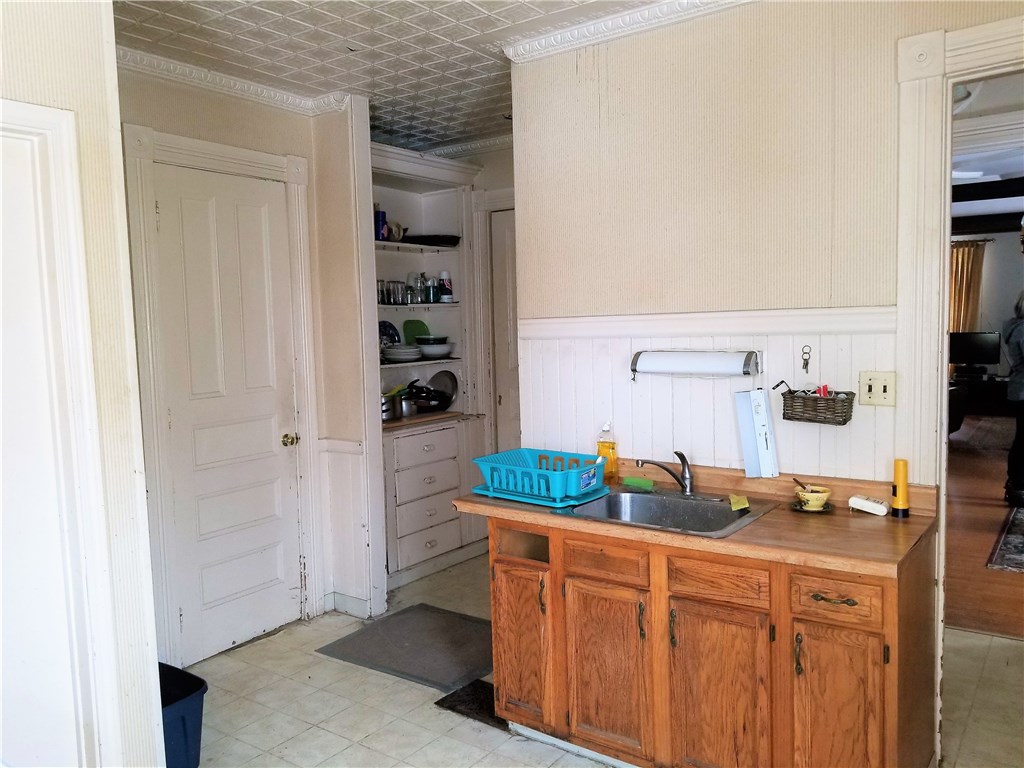 85 Oxford Street Rochester, NY 14607 - Photo 15 of 24