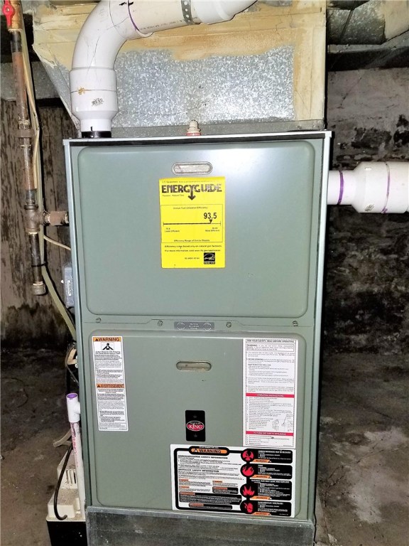 85 Oxford Street Rochester, NY 14607 - Photo 17 of 24