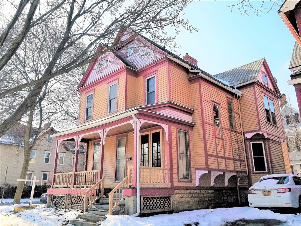 85 Oxford Street Rochester, NY 14607 - Photo 2 of 24