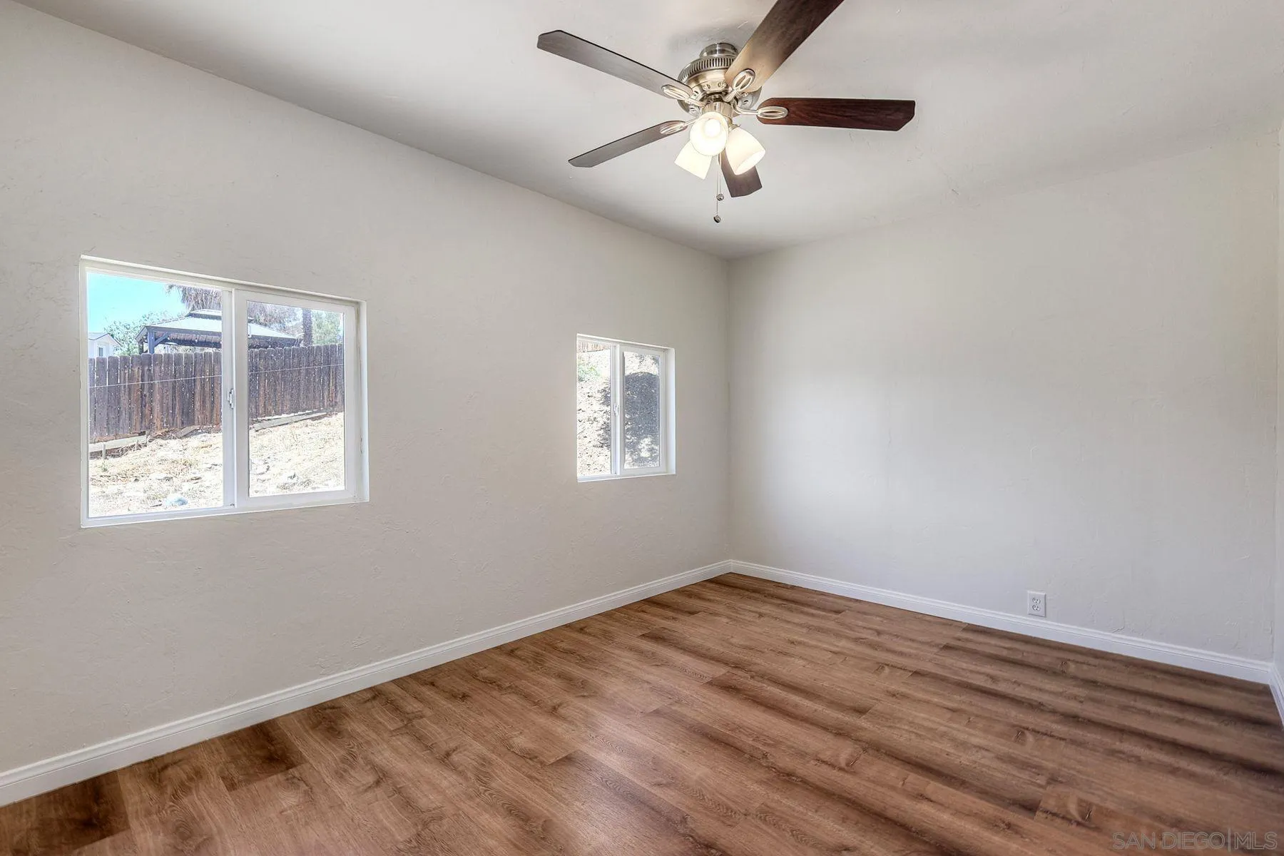 126 Almyra Road El Cajon, CA 92019 - Photo 12 of 21