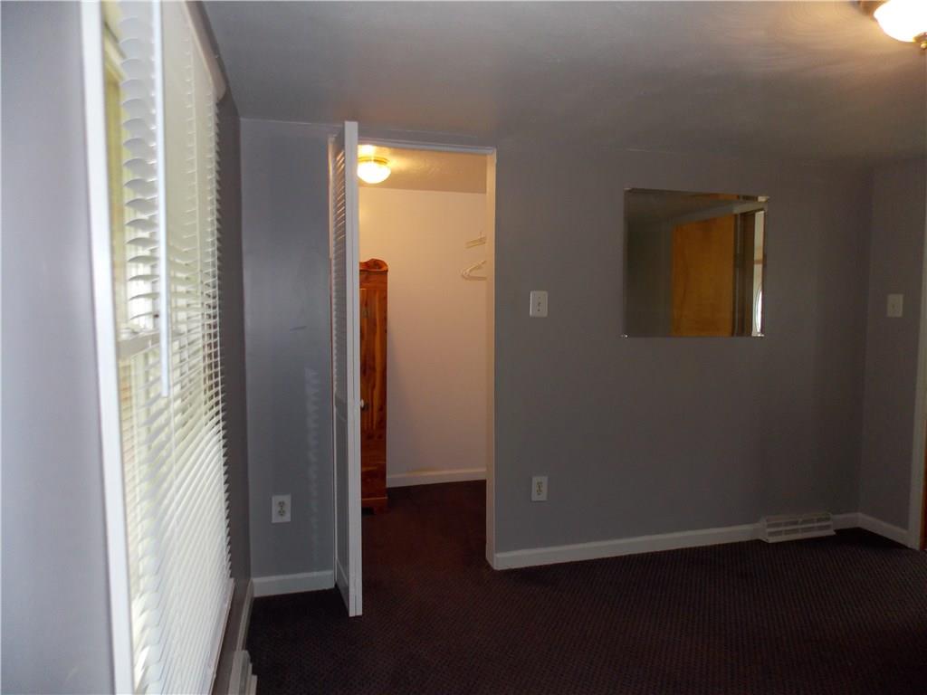 391 Mowry Road Monaca, PA 15061 - Photo 12 of 25 Gallery Image 12