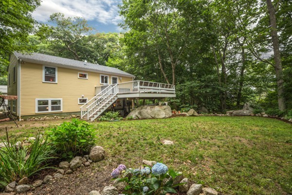 11 Village Road Gloucester, MA 01930 - Photo 18 of 18 Gallery Image 18