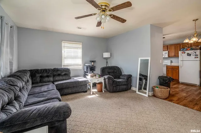 $115,000 | 902 North Taft Street, Marion, IL 62959