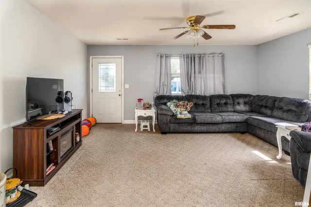 $115,000 | 902 North Taft Street, Marion, IL 62959