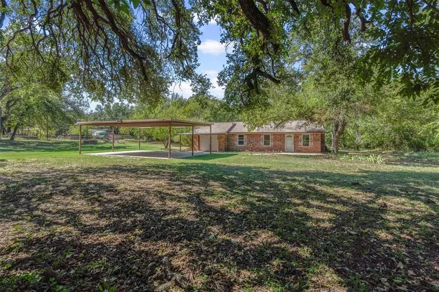 $249,990 | 2812 Sky Harbour Drive, Granbury, TX 76049