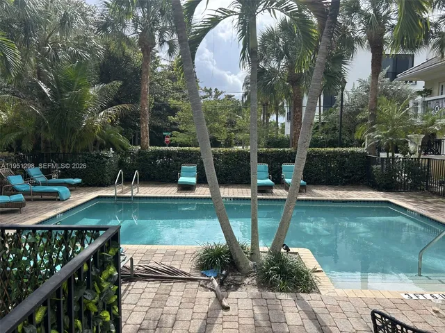 $3,850 | 1000 Palm Trail, Unit 6, Delray Beach, FL 33483