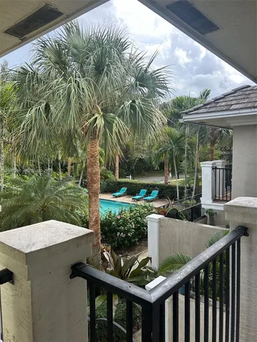 $3,850 | 1000 Palm Trail, Unit 6, Delray Beach, FL 33483