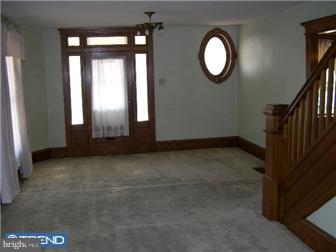 55 South Hull Street Sinking Spring, PA 19608 - Photo 8 of 10