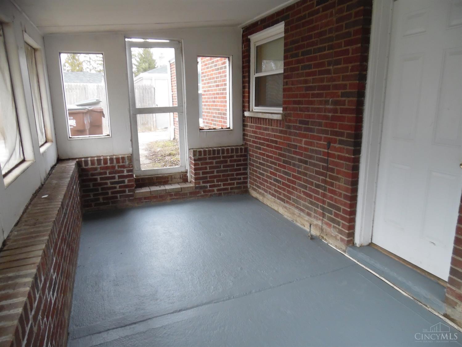 8631 Butler Warren Road West Chester, OH 45069 - Photo 26 of 29 Gallery Image 26