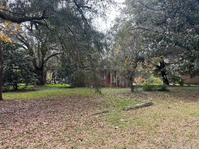$300,000 | 1946 River Road, Johns Island, SC 29455