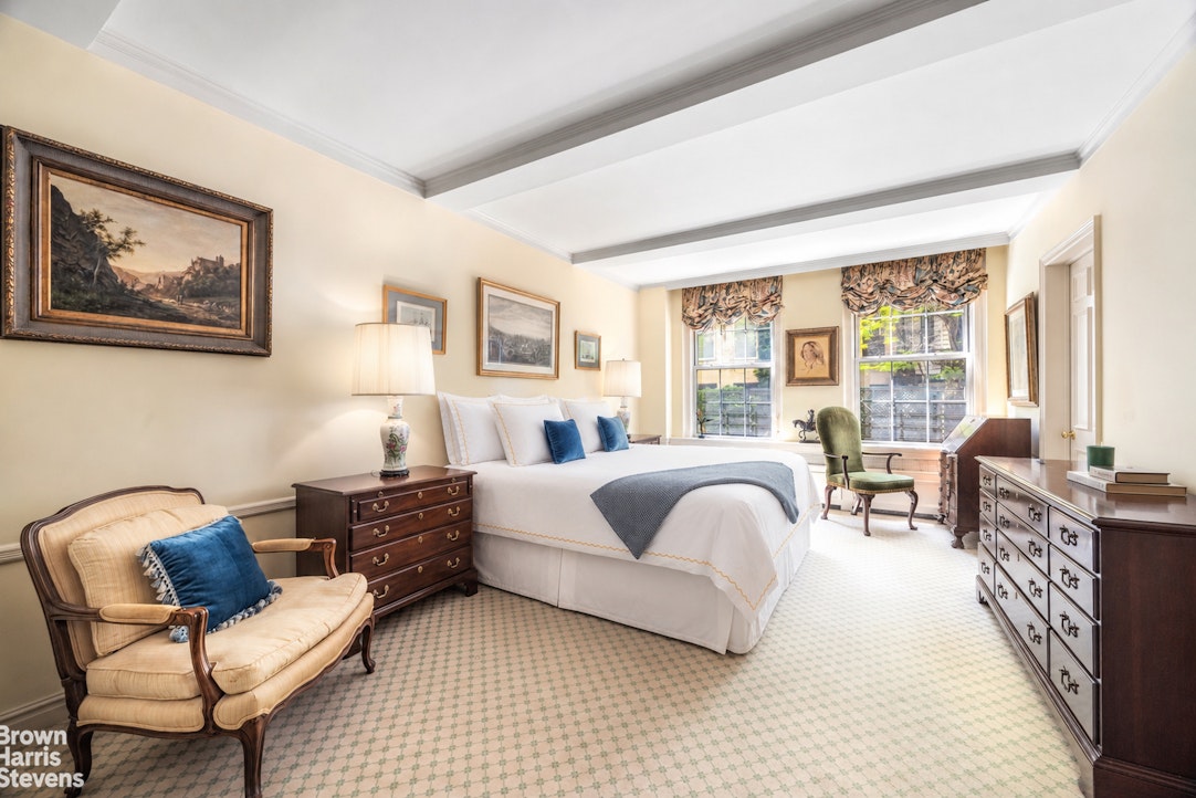 160 East 72nd Street, Unit 2AB Manhattan, NY 10021 - Photo 11 of 16