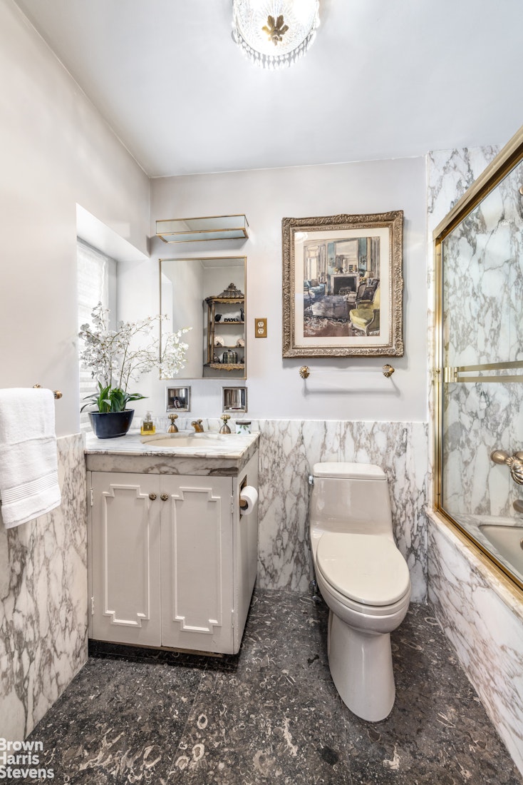 160 East 72nd Street, Unit 2AB Manhattan, NY 10021 - Photo 7 of 16