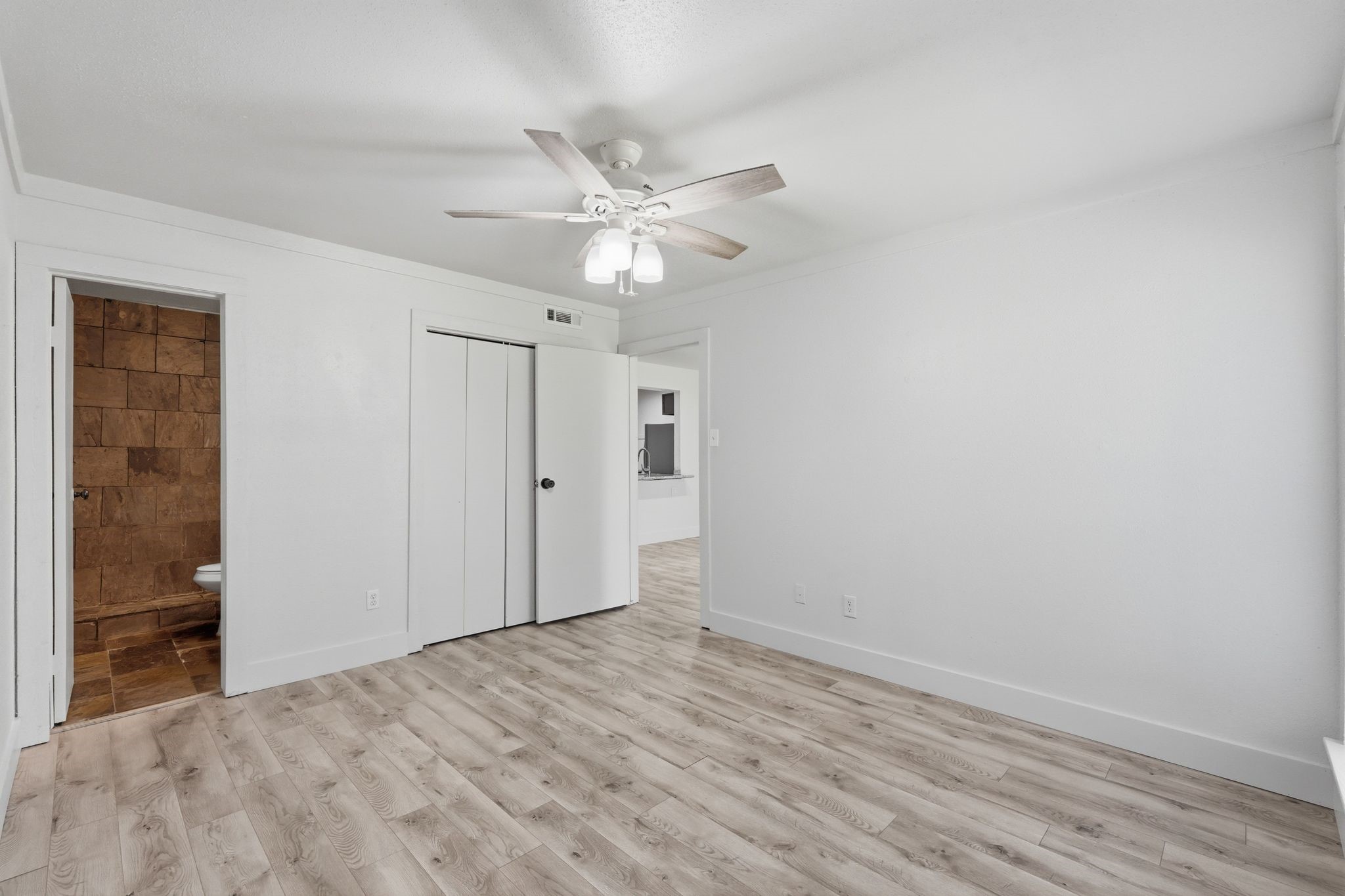 13151 Walden Road, Unit 1 Montgomery, TX 77356 - Photo 8 of 27