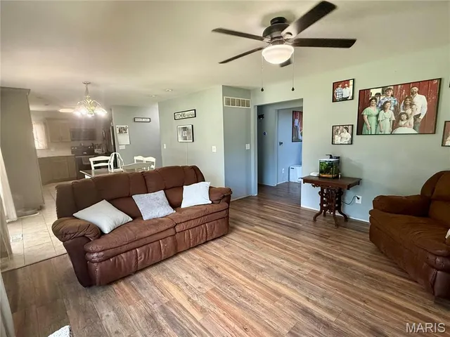 $339,000 | 502 East Ash Street, Okawville, IL 62271