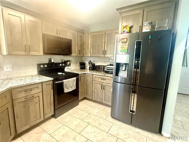 $339,000 | 502 East Ash Street, Okawville, IL 62271