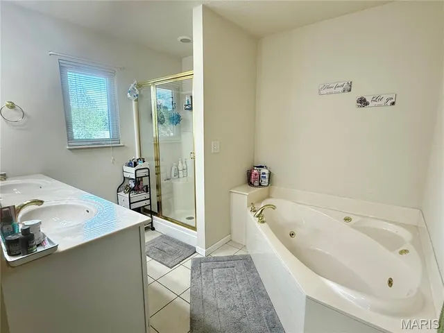 $339,000 | 502 East Ash Street, Okawville, IL 62271