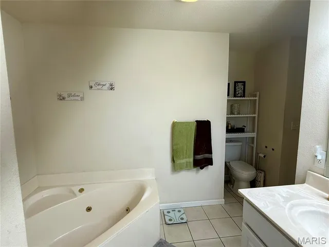 $339,000 | 502 East Ash Street, Okawville, IL 62271