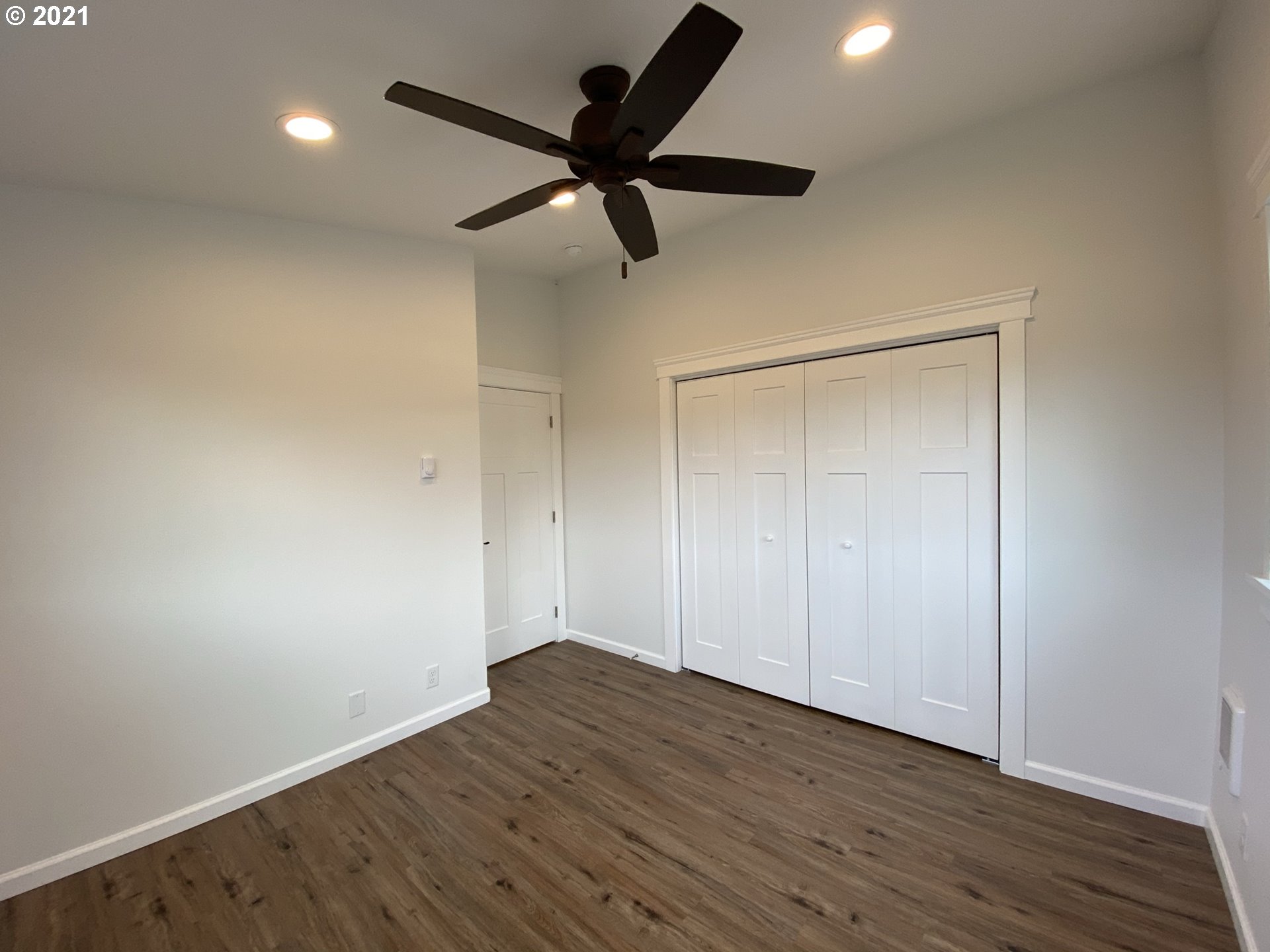33686 Seavey Loop Road Eugene, OR 97405 - Photo 22 of 30 Gallery Image 22