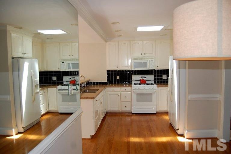 2606 Kittrell Drive Raleigh, NC 27608 - Photo 8 of 23 Gallery Image 8