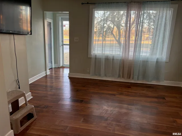 $83,500 | 1800 East Stanford Avenue, Springfield, IL 62703