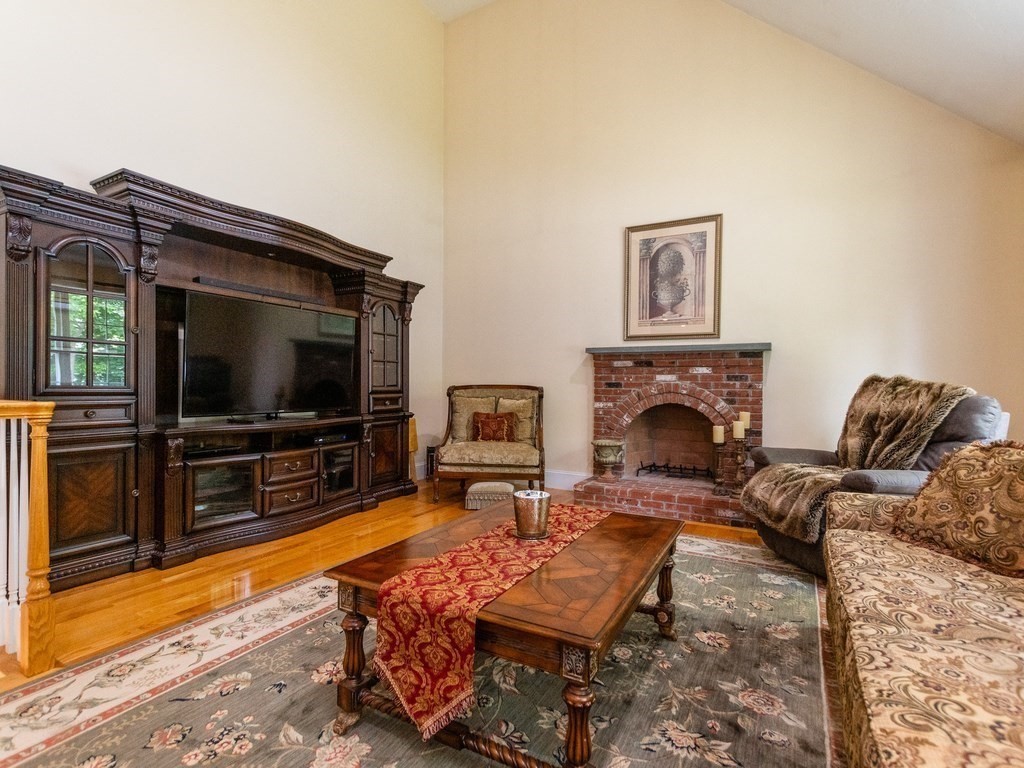 16 Elwin Road Natick, MA 01760 - Photo 15 of 42