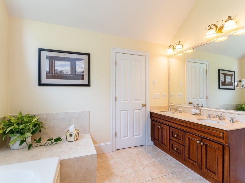 16 Elwin Road Natick, MA 01760 - Photo 22 of 42