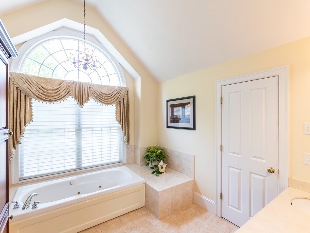 16 Elwin Road Natick, MA 01760 - Photo 24 of 42