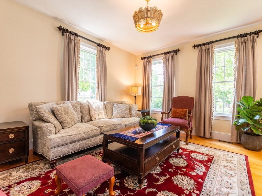 16 Elwin Road Natick, MA 01760 - Photo 7 of 42