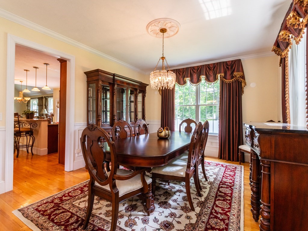 16 Elwin Road Natick, MA 01760 - Photo 8 of 42