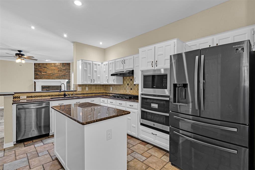 6906 Graham Drive Rowlett, TX 75089 - Photo 7 of 23