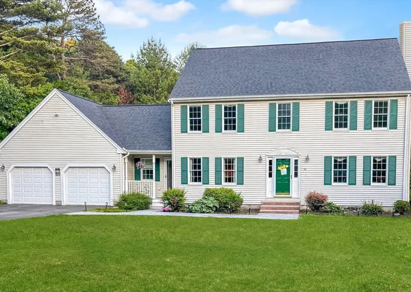 $895,000 | 14 Eric Road, Norfolk, MA 02056