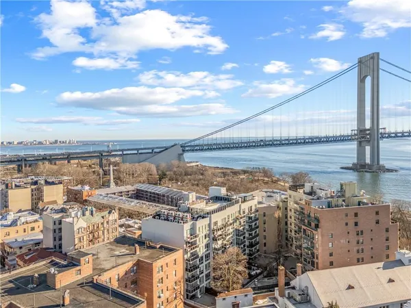 $1,250,000 | 9956 3rd Avenue, Unit 702 | Bay Ridge