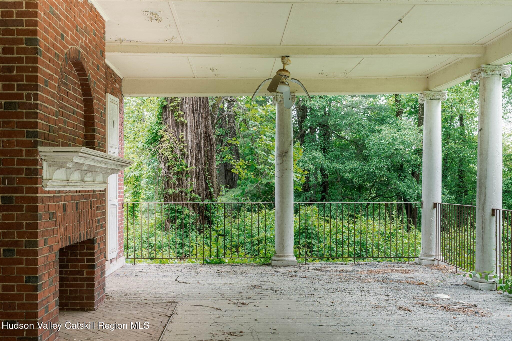 37-60 Blackburn Road Selkirk, NY 12158 - Photo 2 of 39 5