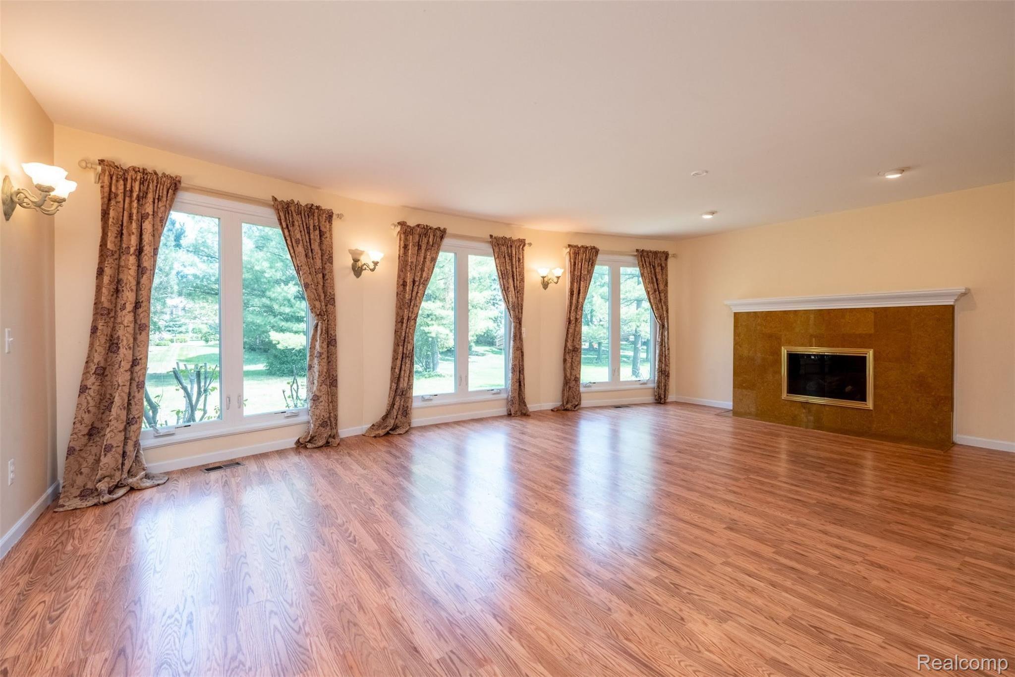 356 Silvervale (8 of 51).jpg