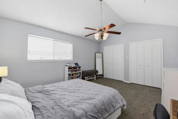 $1,995 | 1011 Fountain View Drive, Houston, TX 77057