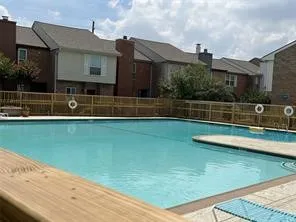 $1,995 | 1011 Fountain View Drive, Houston, TX 77057