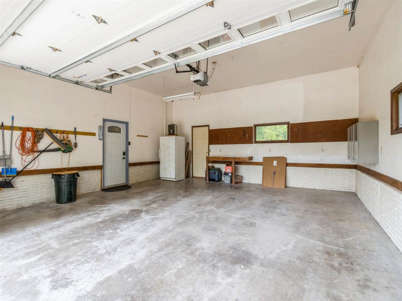 1409 Riverside Road Riverside, IA 52327 - Photo 24 of 32 Gallery Image 24