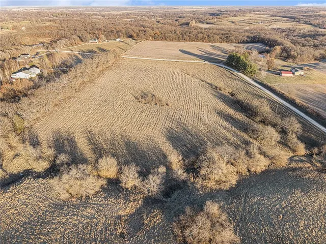 $200,000 | Lot 1 Southwest Town And Country Lane, Plattsburg, MO 64477