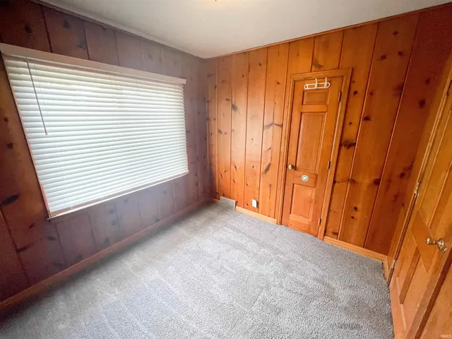 $1,950 | 230 South Hillsdale Drive, Bloomington, IN 47408