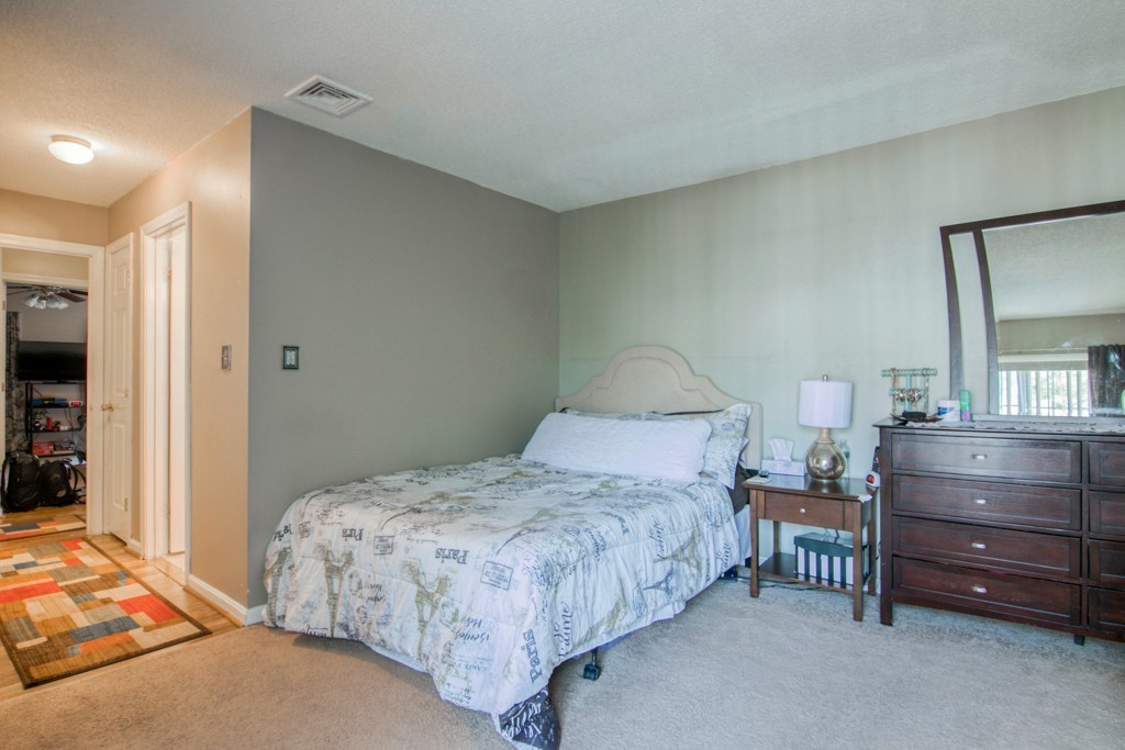 5 Castlegate Drive, Unit B Springfield, MA 01129 - Photo 13 of 20 Gallery Image 13
